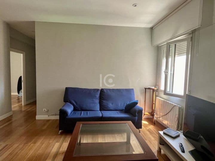 2 bedrooms apartment for rent in Bilbao, Spain - Image 2