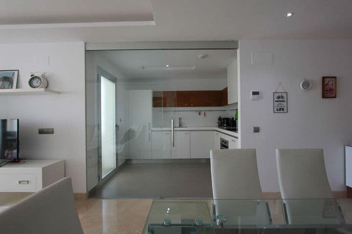 3 bedrooms apartment for rent in San Pedro Pueblo, Spain - Image 3