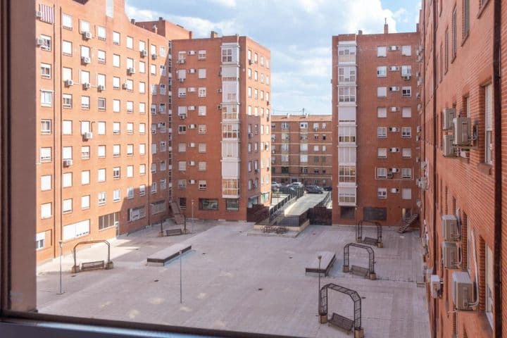 2 bedrooms apartment for sale in Madrid, Spain - Image 12