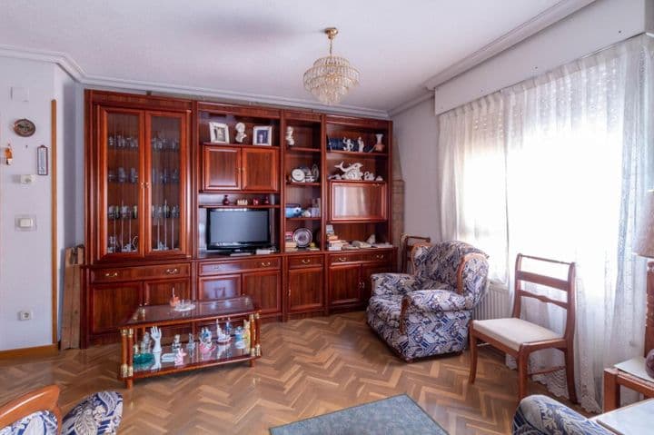 2 bedrooms apartment for sale in Madrid, Spain - Image 10