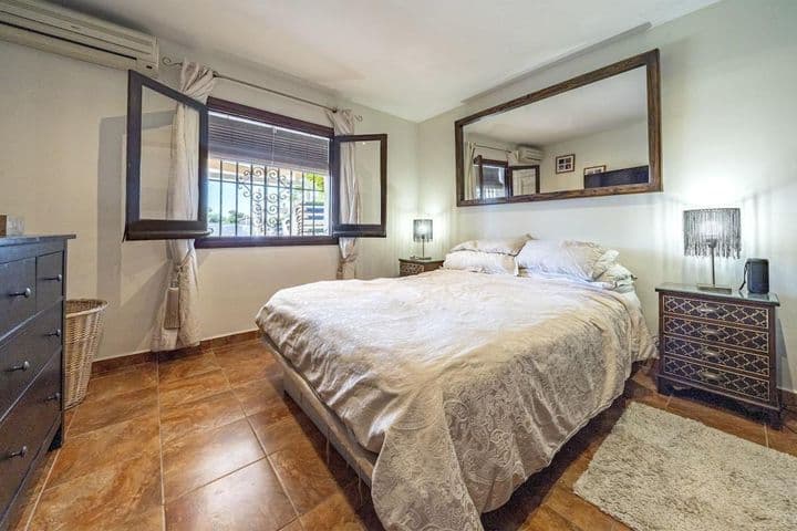 3 bedrooms house for sale in Estepona, Spain - Image 9