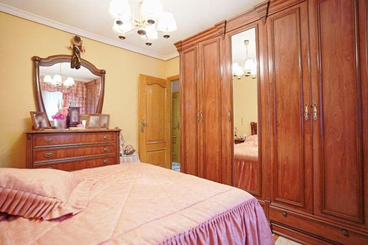 3 bedrooms apartment for sale in Area Metropolitana de Madrid, Spain - Image 4