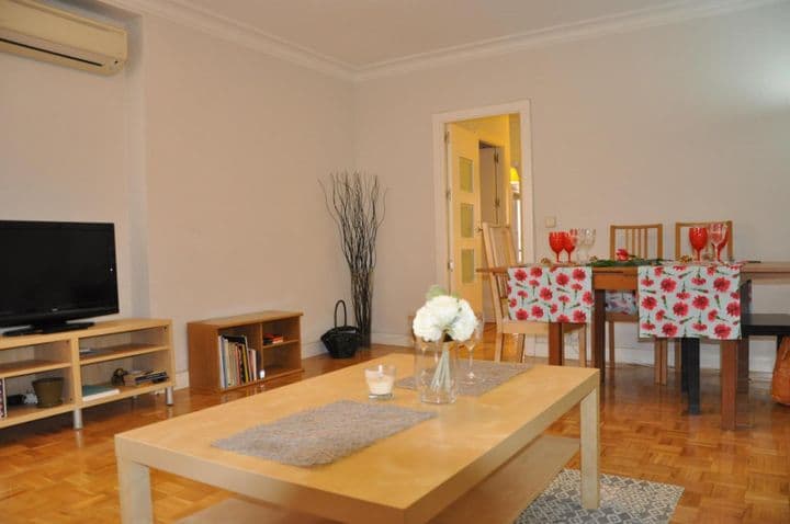 4 bedrooms apartment for rent in Aravaca, Spain - Image 12