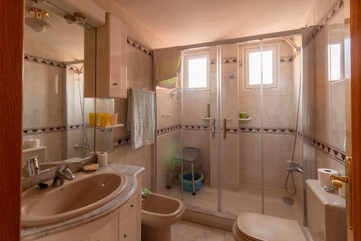 2 bedrooms apartment for sale in Madrid, Spain - Image 5