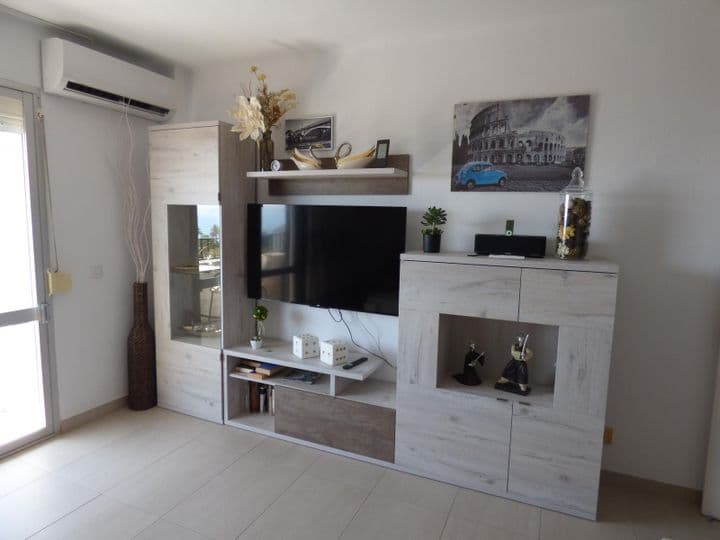 1 bedroom apartment for rent in Poniente-Faro, Spain - Image 10