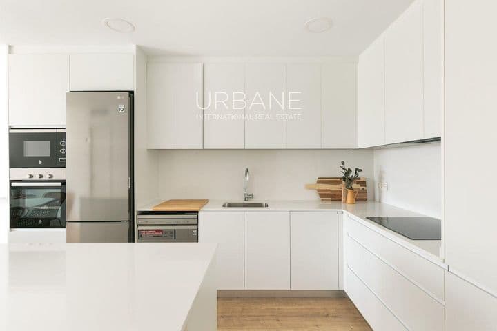 3 bedrooms apartment for rent in Eixample, Spain - Image 3