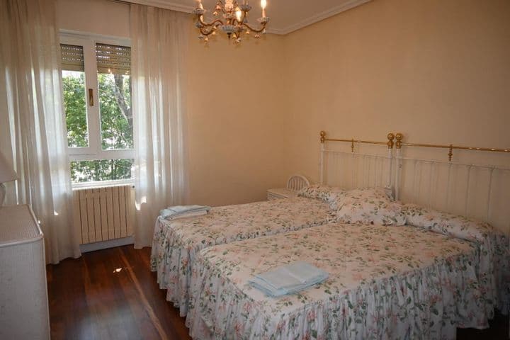 2 bedrooms apartment for sale in Santander, Spain - Image 6