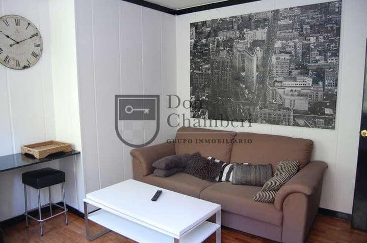 2 bedrooms apartment for rent in Chamberi, Spain - Image 4