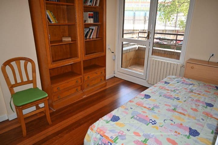 2 bedrooms apartment for sale in Santander, Spain - Image 9