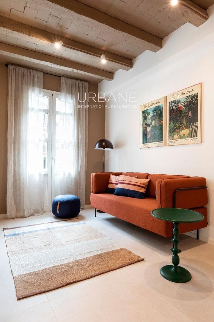 1 bedroom apartment for rent in Sagrada Familia, Spain - Image 2