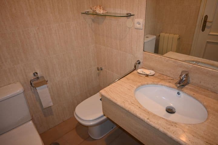 2 bedrooms apartment for sale in Santander, Spain - Image 8