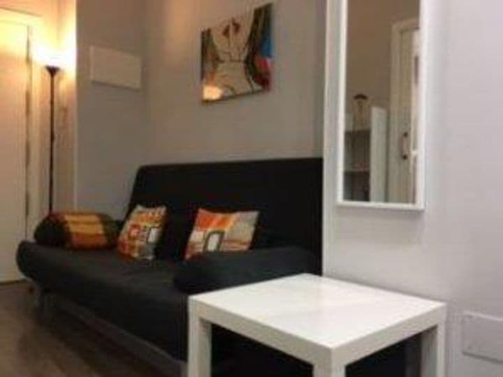 1 bedroom apartment for rent in Salamanca, Spain - Image 8