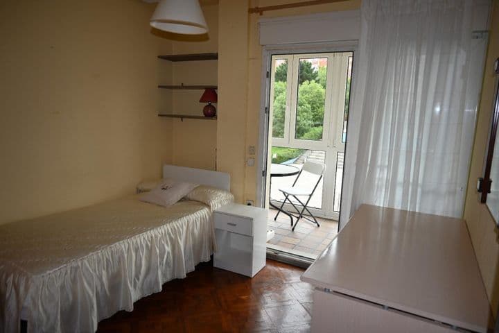 2 bedrooms apartment for sale in Santander, Spain - Image 6