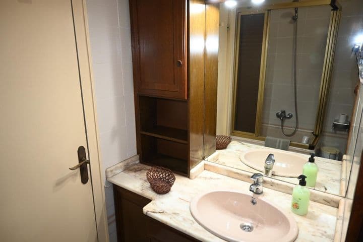 2 bedrooms apartment for sale in Santander, Spain - Image 9