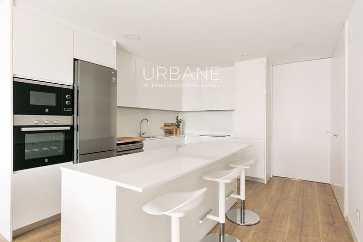 3 bedrooms apartment for rent in Eixample, Spain - Image 9