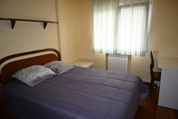 2 bedrooms apartment for sale in Santander, Spain - Image 4