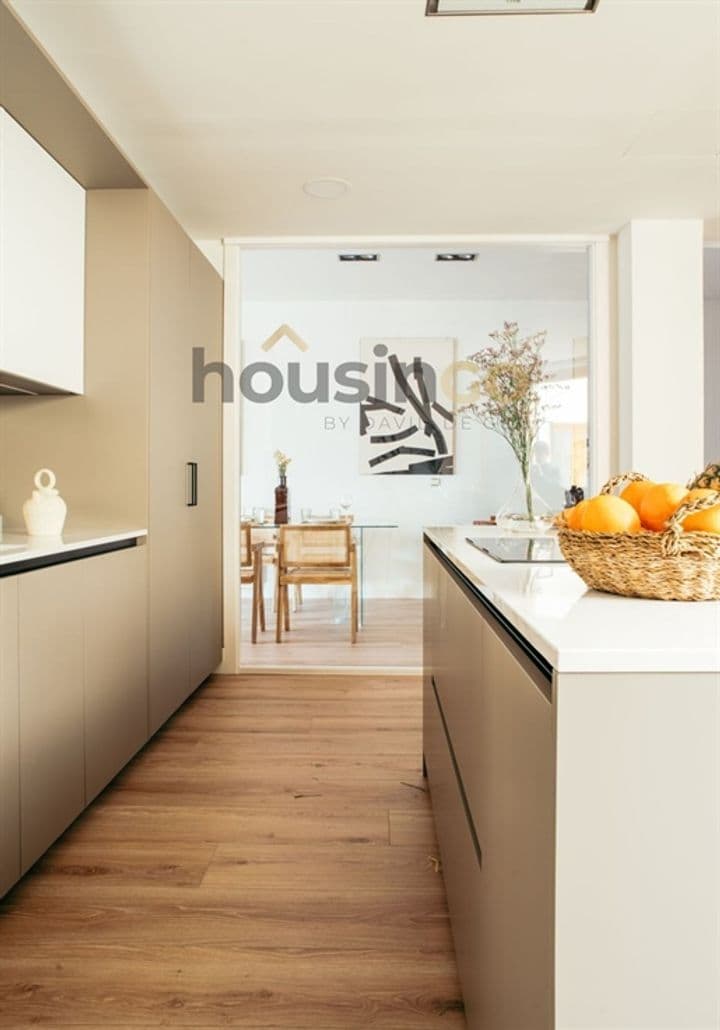 4 bedrooms apartment for sale in Madrid, Spain - Image 8