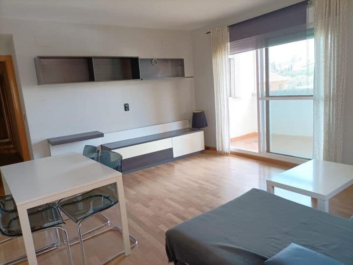 2 bedrooms apartment for rent in Rincon de la Victoria, Spain - Image 2