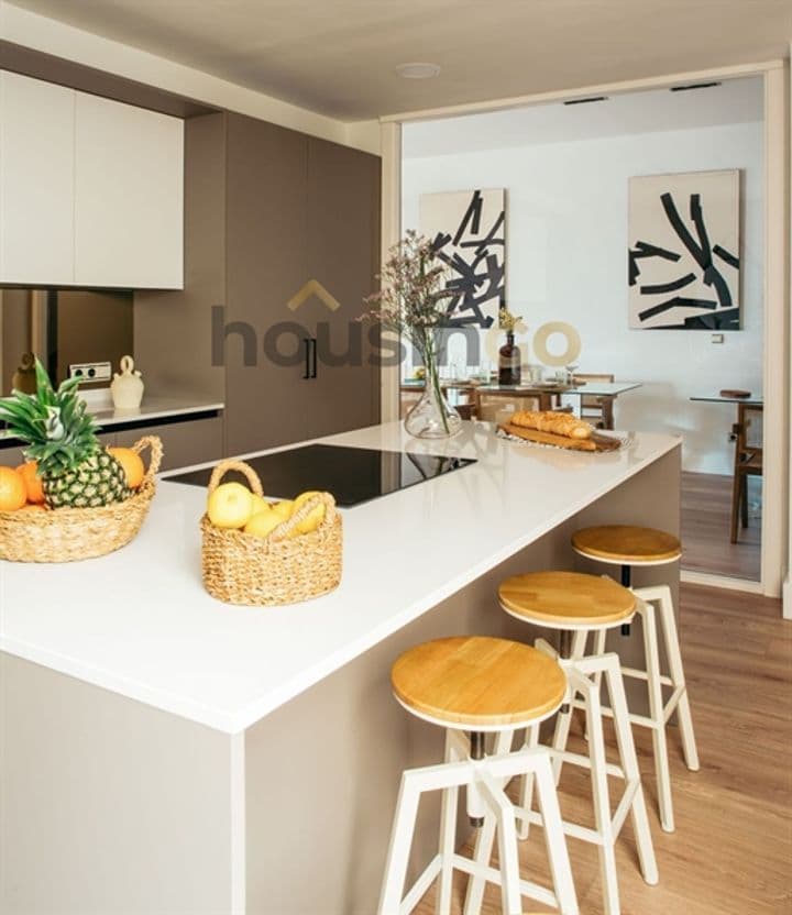 4 bedrooms apartment for sale in Madrid, Spain - Image 10