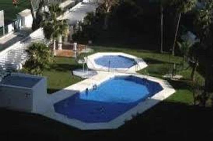 1 bedroom apartment for rent in Parque de la Paloma, Spain - Image 2