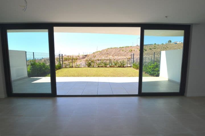 2 bedrooms apartment for sale in Fuengirola, Spain - Image 3