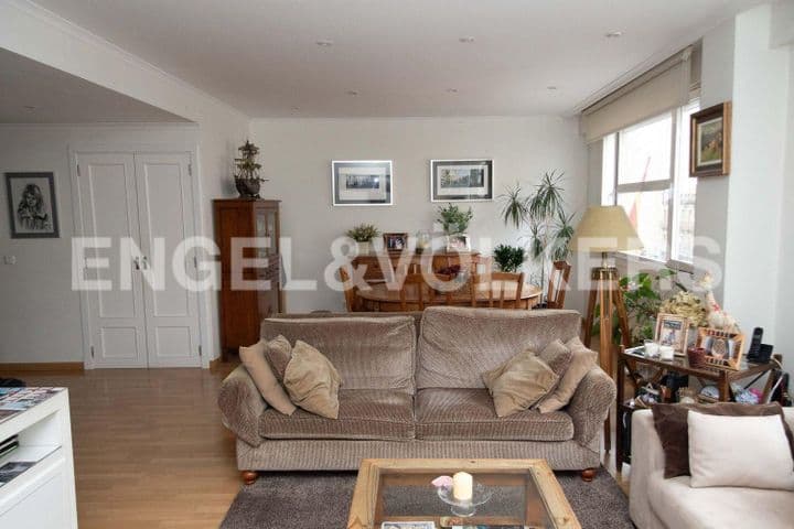 3 bedrooms apartment for rent in Vigo, Spain - Image 3