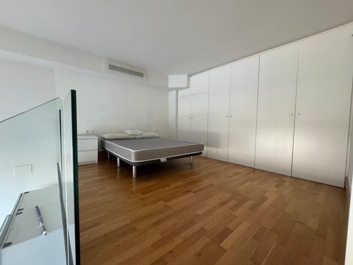 1 bedroom apartment for rent in Valencia, Spain - Image 7