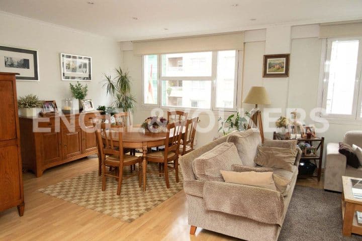 3 bedrooms apartment for rent in Vigo, Spain - Image 4