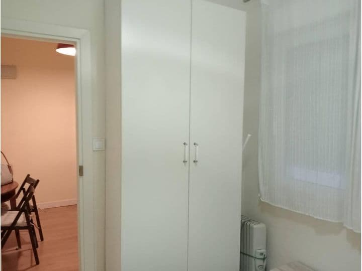 1 bedroom apartment for rent in Centro, Spain - Image 6