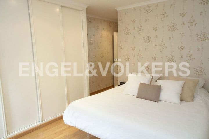 3 bedrooms apartment for rent in Vigo, Spain - Image 12