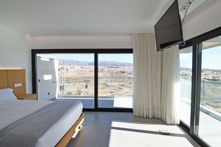 5 bedrooms house for sale in Maspalomas-Meloneras, Spain - Image 8