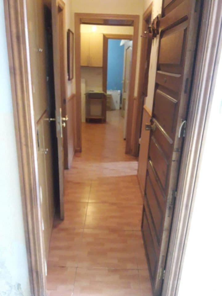 2 bedrooms apartment for rent in El Bierzo, Spain - Image 4