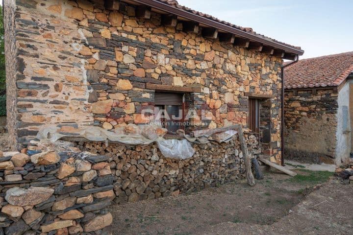 House for sale in Riaza, Spain - Image 3