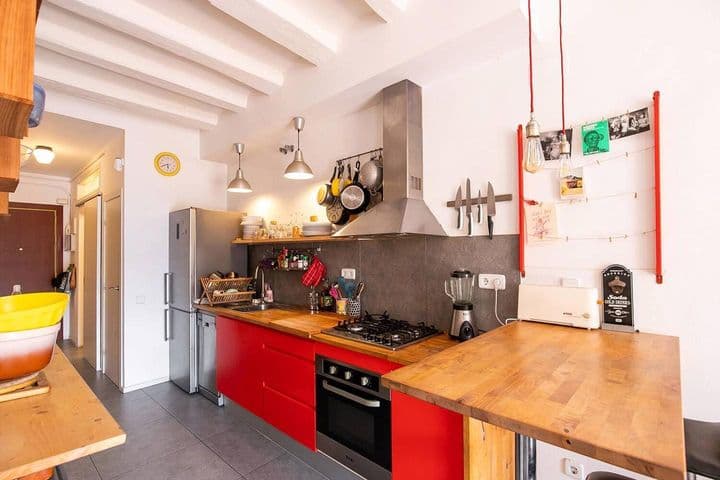 2 bedrooms apartment for rent in Ciutat Vella, Spain - Image 12