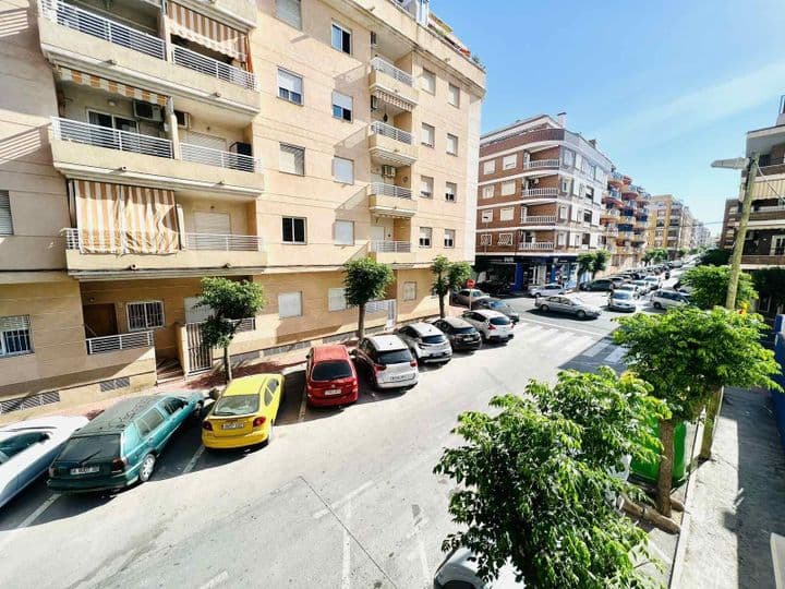 2 bedrooms apartment for sale in Centro, Spain - Image 5