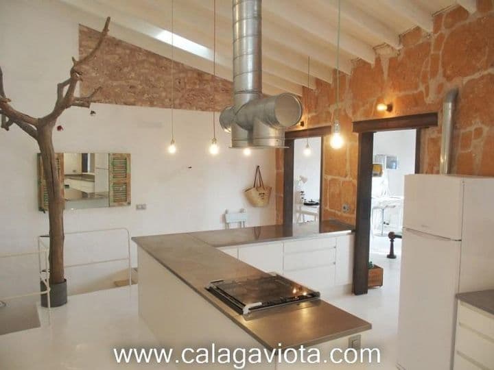 House for sale in Santanyi, Spain - Image 11