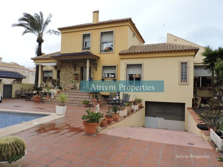 4 bedrooms house for rent in Torrevieja, Spain - Image 2