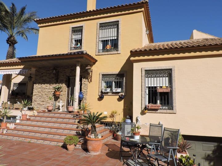 4 bedrooms house for rent in Torrevieja, Spain - Image 4