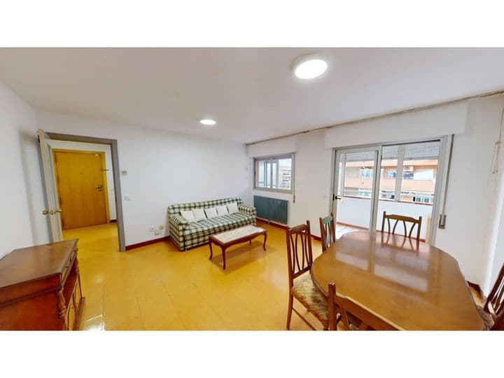 3 bedrooms apartment for rent in Puente de Vallecas, Spain