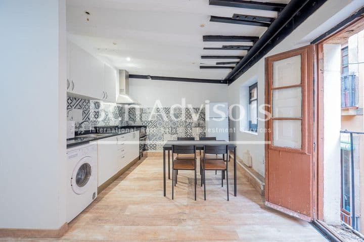 3 bedrooms apartment for sale in Ciutat Vella, Spain - Image 3