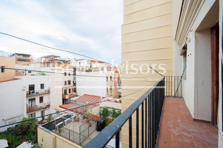 2 bedrooms apartment for sale in Ciutat Vella, Spain - Image 3