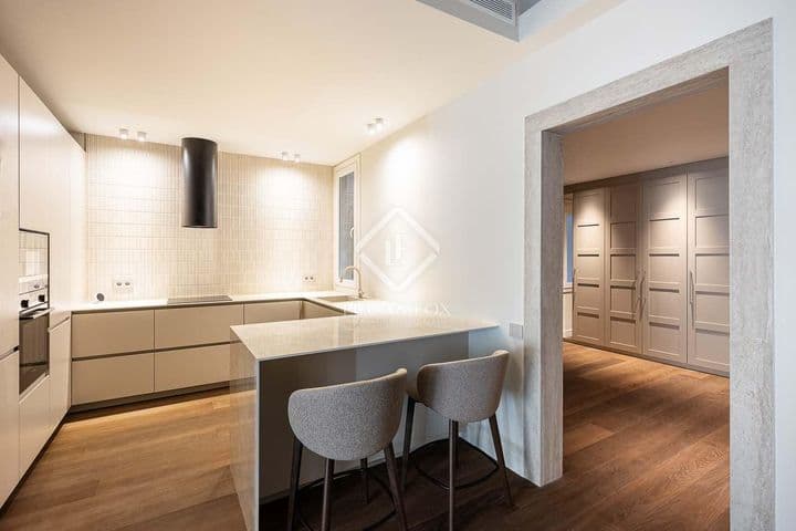 3 bedrooms apartment for sale in Barcelona, Spain - Image 9