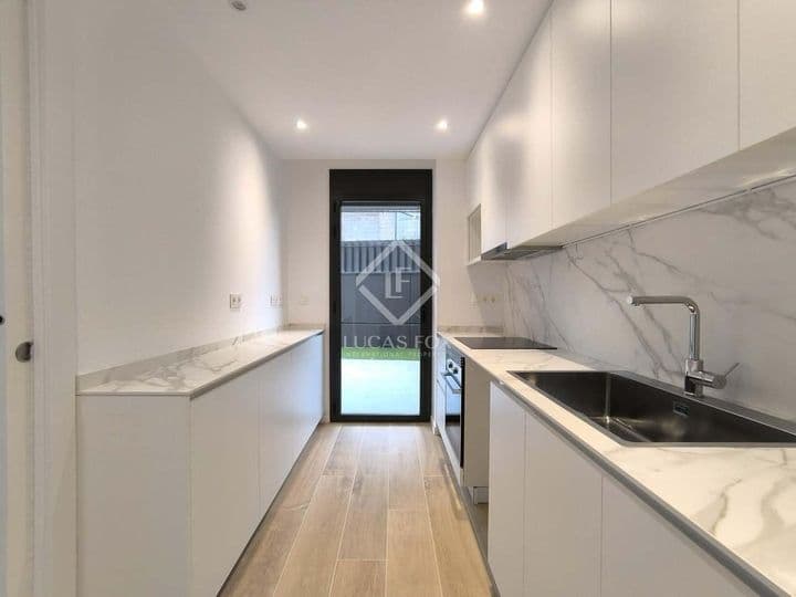 3 bedrooms apartment for rent in Bajo Llobregat, Spain - Image 3