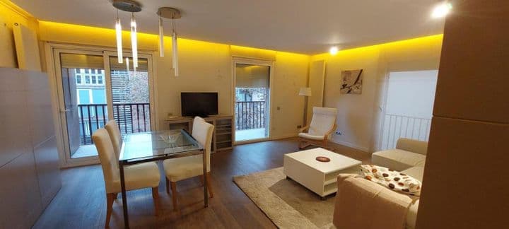 1 bedroom apartment for sale in Ciutat Vella, Spain - Image 12