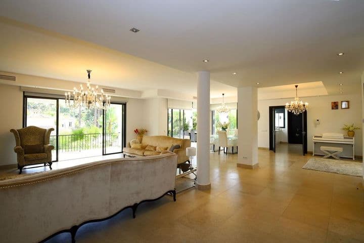 6 bedrooms house for sale in Nueva Andalucia, Spain - Image 7