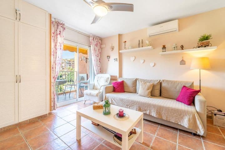 Apartment for rent in Benalmadena Costa, Spain - Image 9