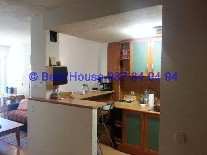 1 bedroom apartment for sale in Leon, Spain - Image 12