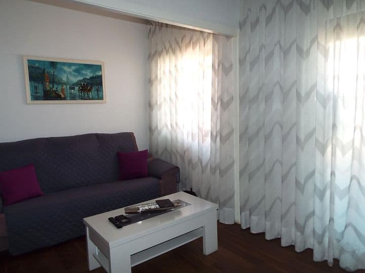 1 bedroom apartment for sale in La Barceloneta, Spain - Image 3