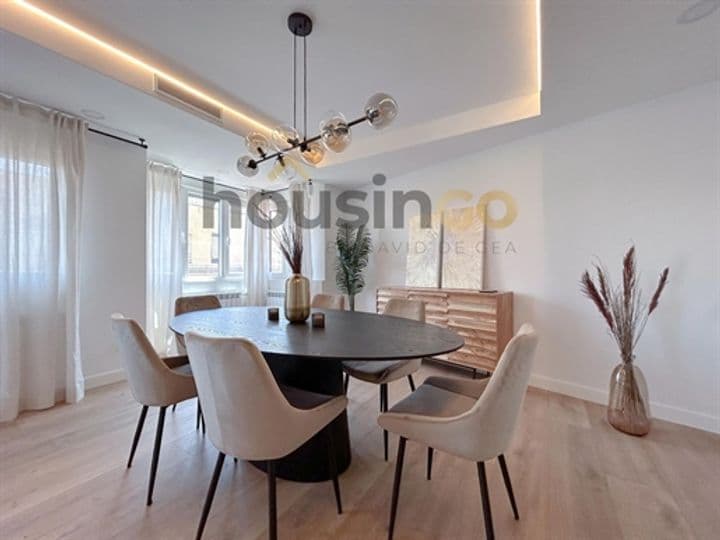 5 bedrooms house for sale in Madrid, Spain - Image 3