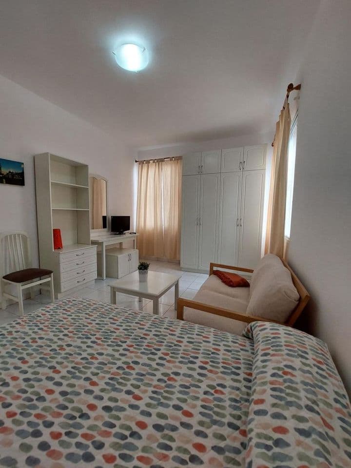 Apartment for rent in Centro, Spain - Image 5